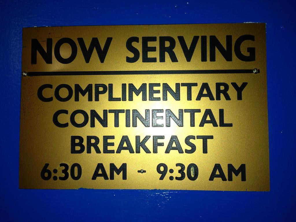 Americas Best Value Inn Macomb Extérieur photo