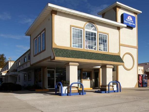 Americas Best Value Inn Macomb Extérieur photo